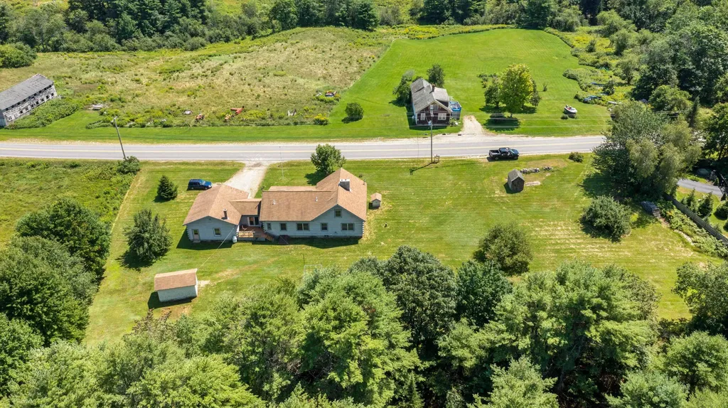511 Birch Point Road Wiscasset ME 04578