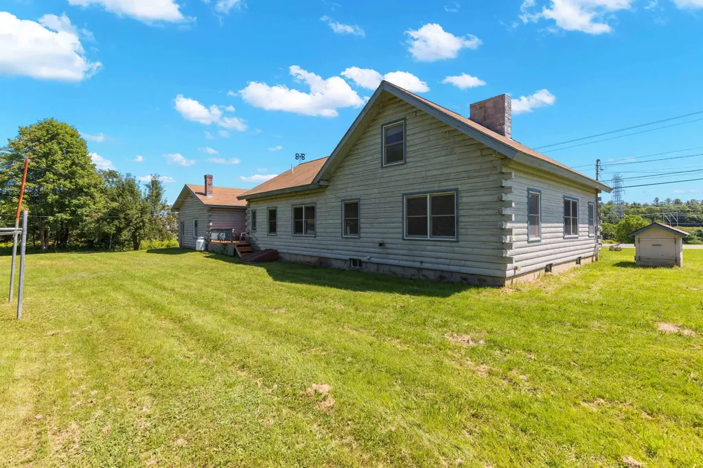 511 Birch Point Road Wiscasset ME 04578