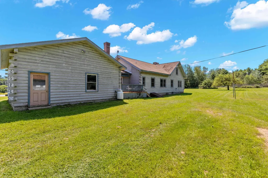 511 Birch Point Road Wiscasset ME 04578
