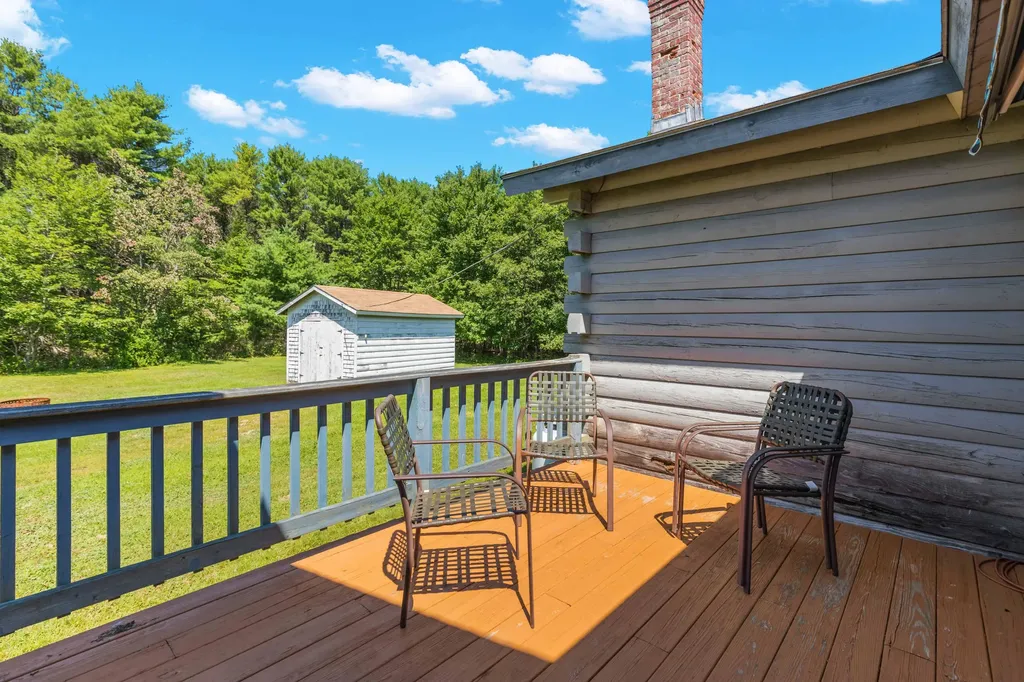 511 Birch Point Road Wiscasset ME 04578