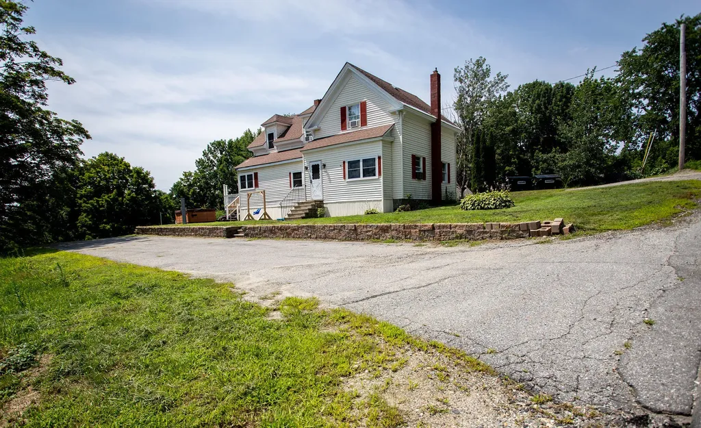 122 Elm Street Sabattus ME 04280