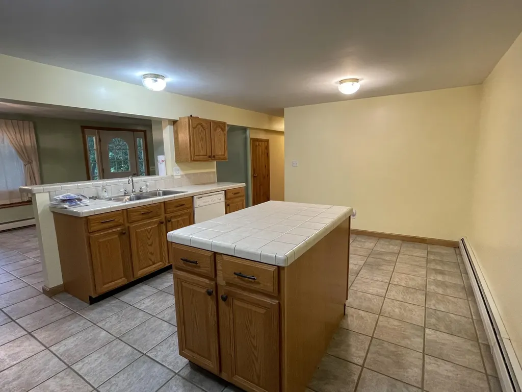 82 Long Hill Road Gray ME 04039
