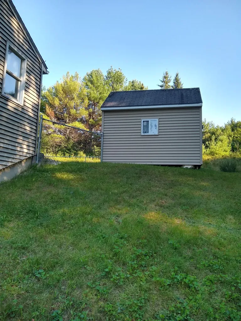 82 Long Hill Road Gray ME 04039