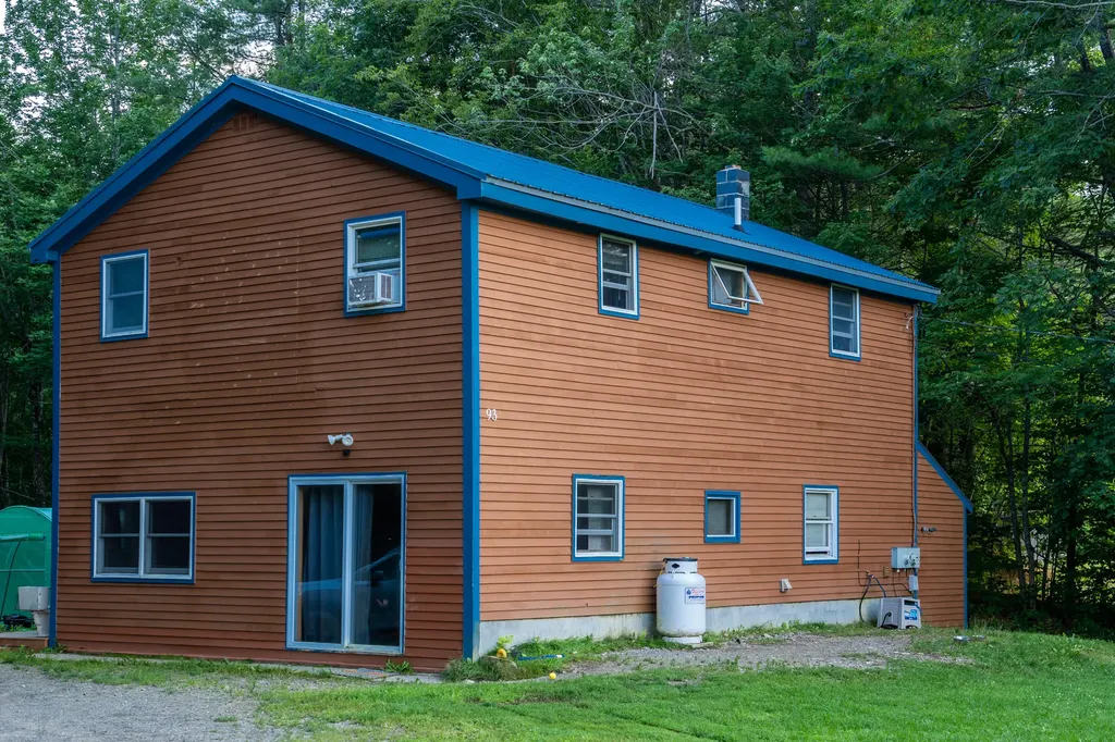 93 Collins Road Chelsea ME 04330