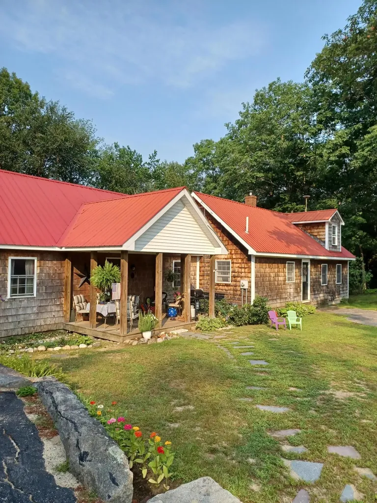 29 Monument Drive Oxford ME 04270
