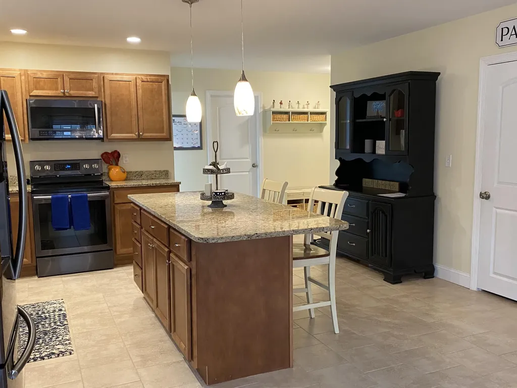 233 Partridge Lane Hermon ME 04401