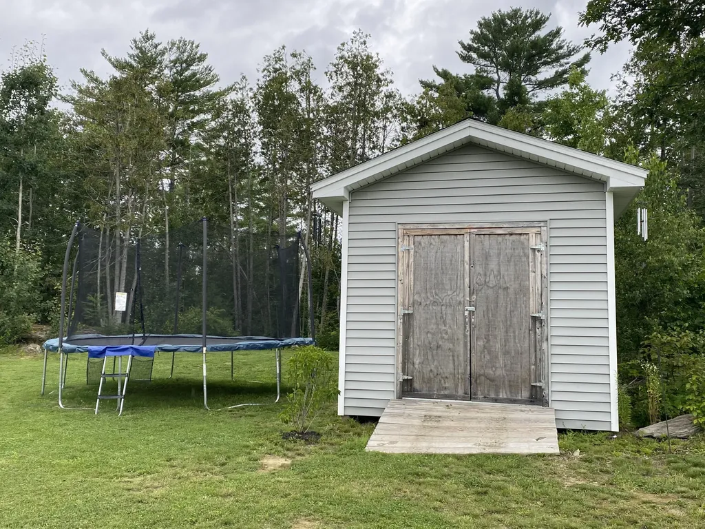 233 Partridge Lane Hermon ME 04401