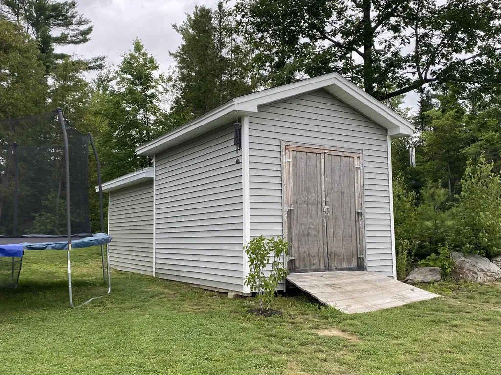 233 Partridge Lane Hermon ME 04401