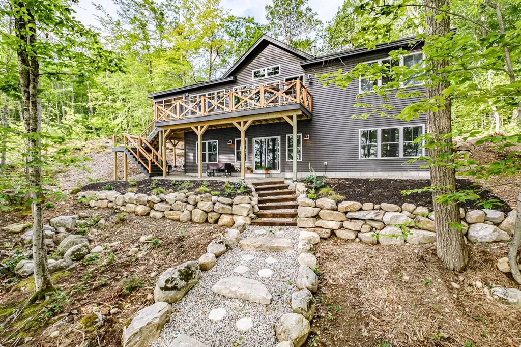 318 Kansas Road Bridgton ME 04009