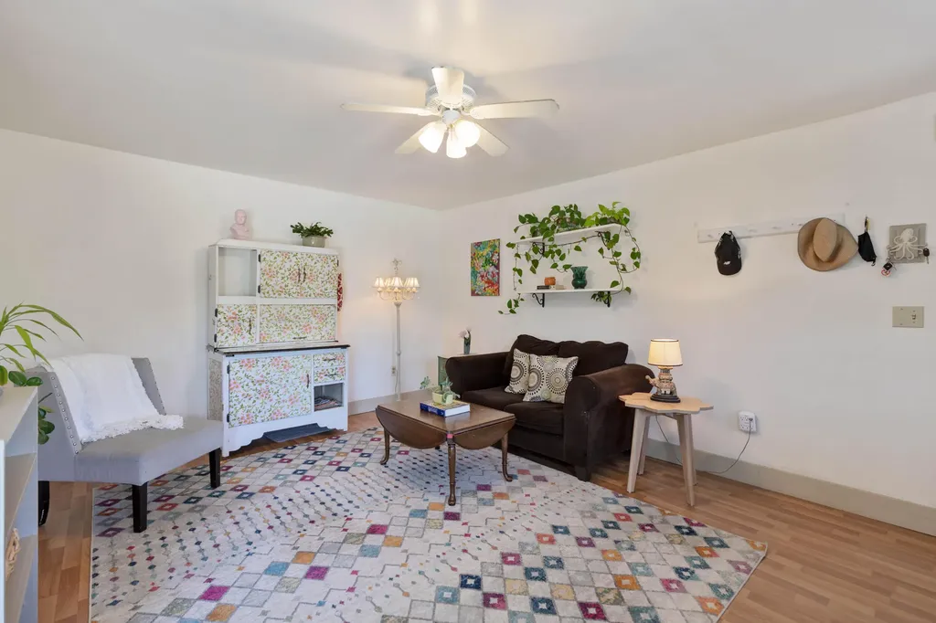 1043 High Street West Gardiner ME 04345