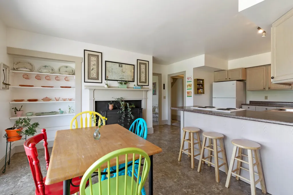 1043 High Street West Gardiner ME 04345