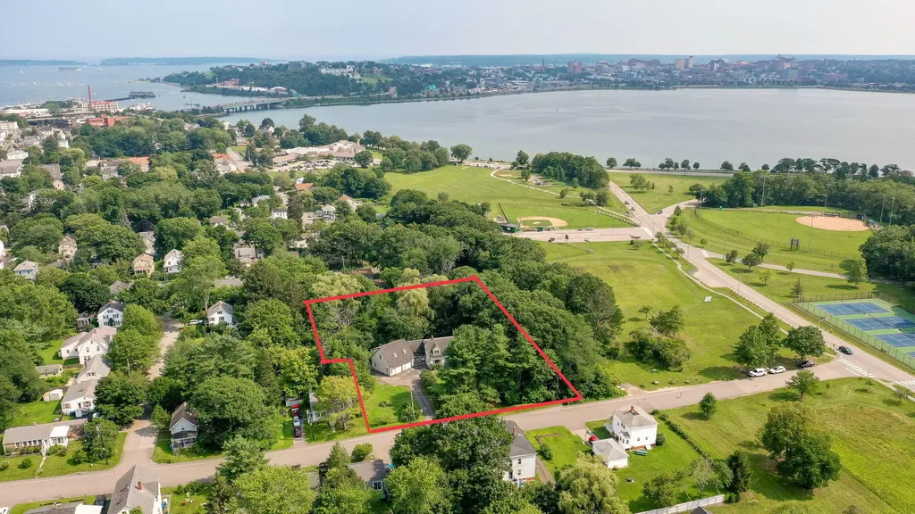 48 W Kidder Street Portland ME 04103
