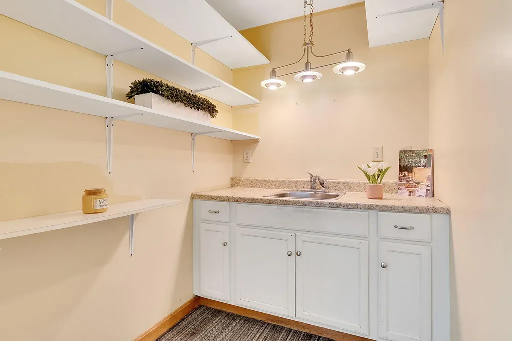 48 W Kidder Street Portland ME 04103