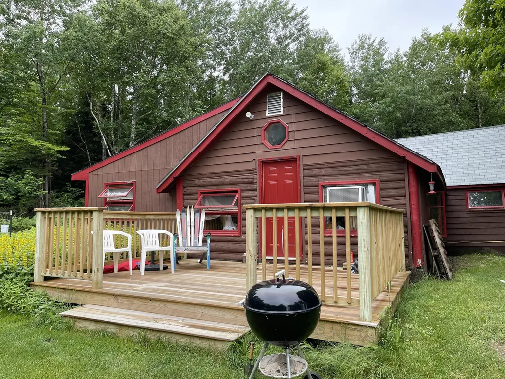 92 Bird's Eye Road Rangeley Plt ME 04970