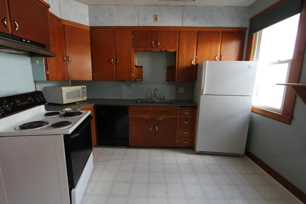 43-45 Wood Street Lewiston ME 04240