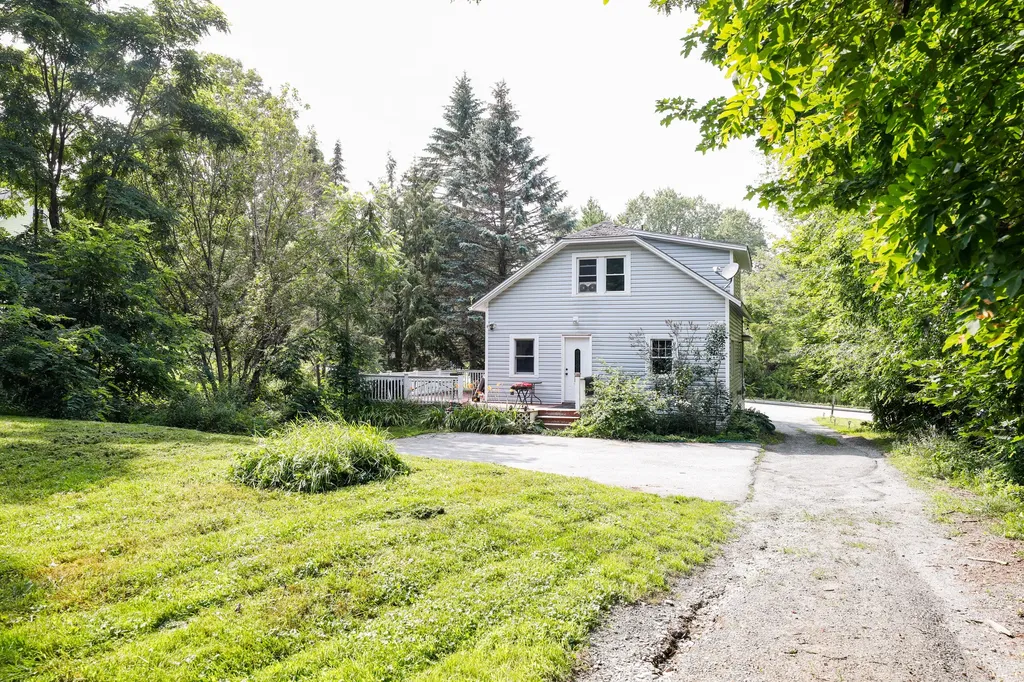 547 Main Road N Hampden ME 04444