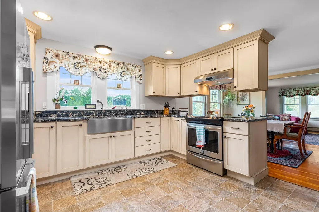 107 Goose Rocks Road Kennebunkport ME 04046