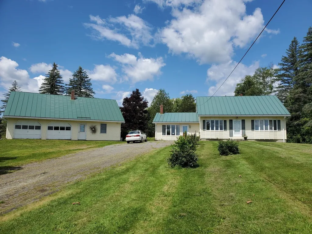384 Fairfield Street Oakland ME 04963
