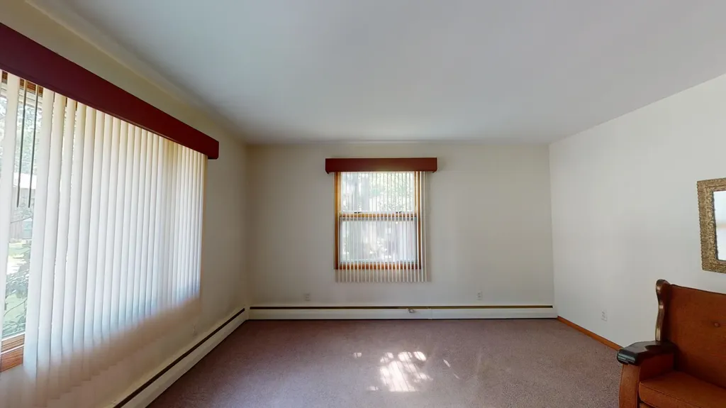17 Brooks Avenue Lewiston ME 04240