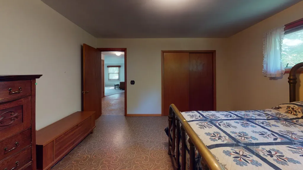17 Brooks Avenue Lewiston ME 04240