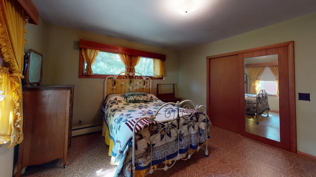 17 Brooks Avenue Lewiston ME 04240