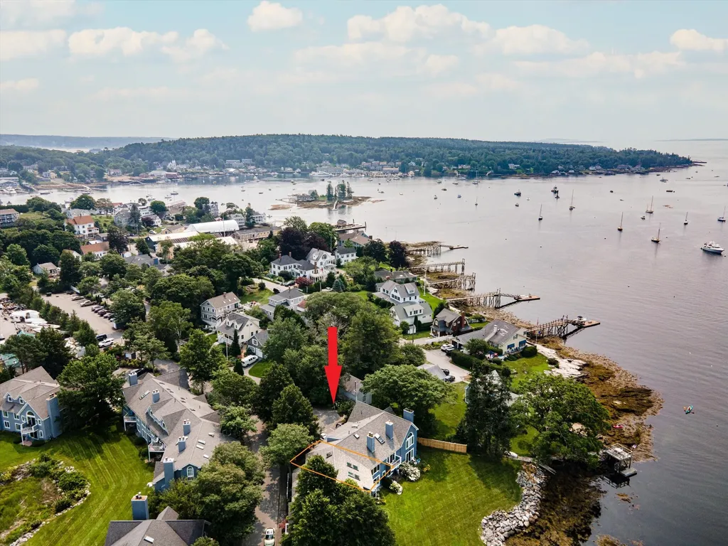 52 Mcfarland Point Drive Boothbay Harbor ME 04538