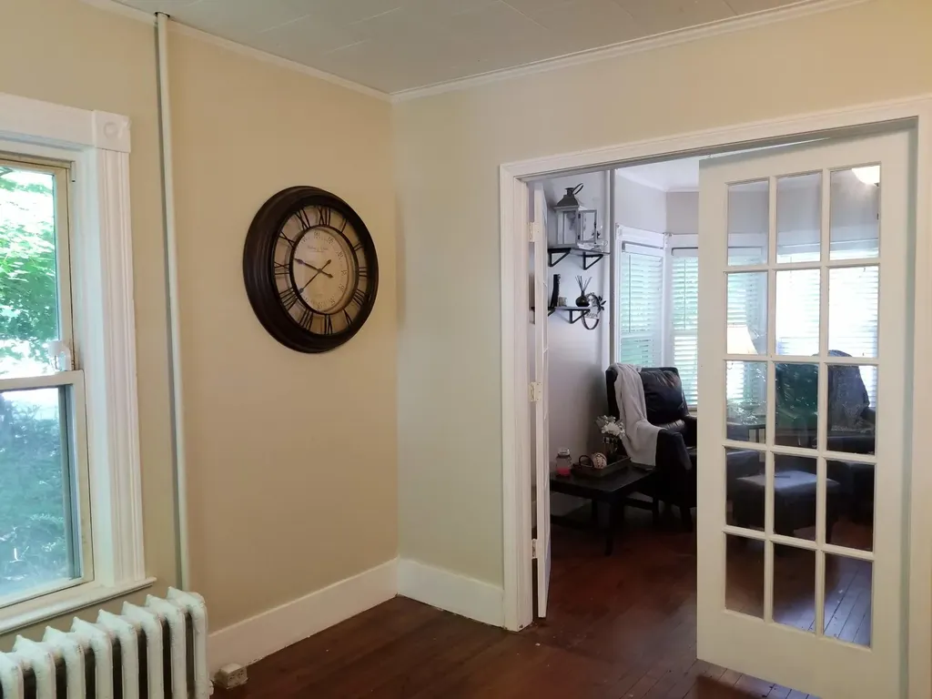 343 Paris Road Hebron ME 04238