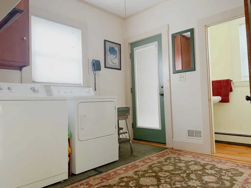 168 Davis Avenue Auburn ME 04210
