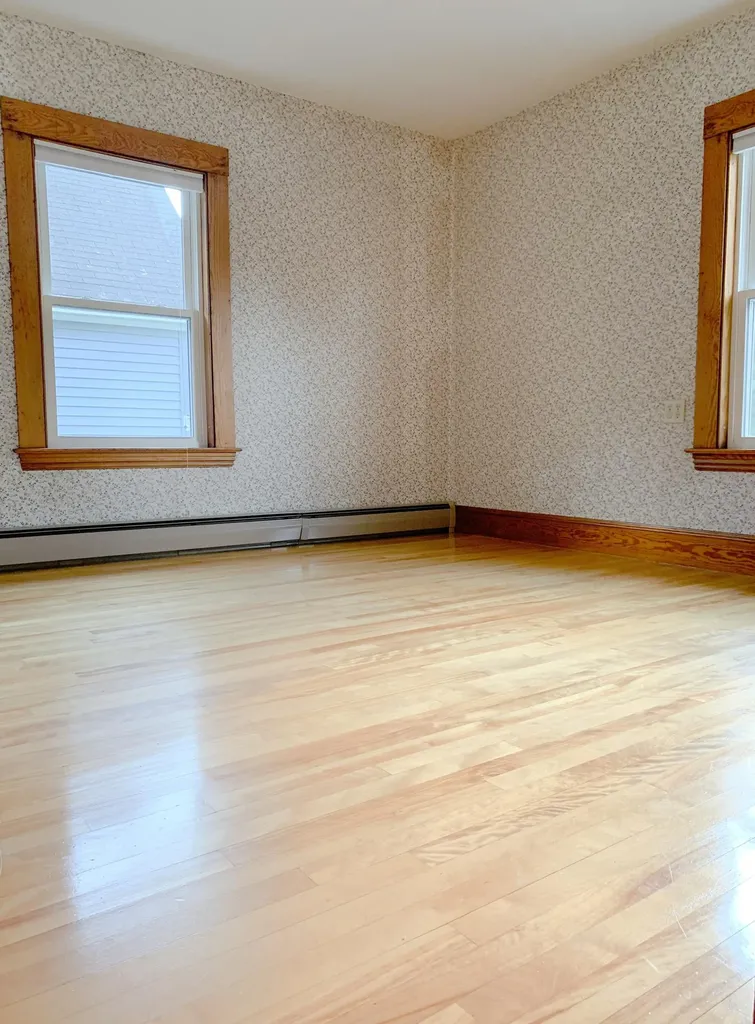 168 Davis Avenue Auburn ME 04210
