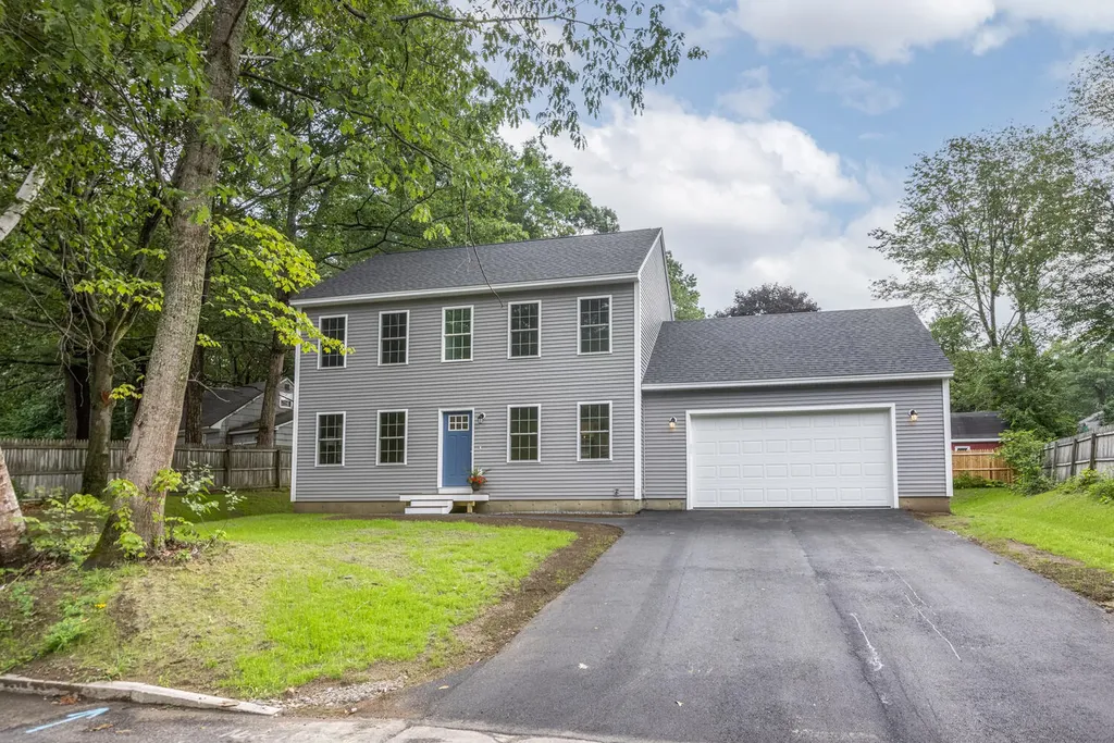 47 Penwood Drive Portland ME 04102