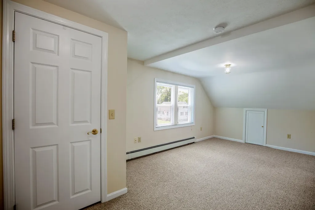76 Bancroft Street Portland ME 04102