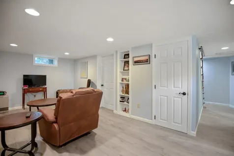 76 Bancroft Street Portland ME 04102