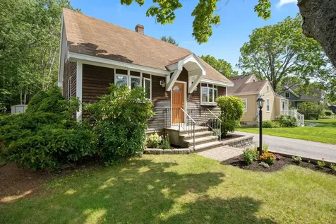 76 Bancroft Street Portland ME 04102