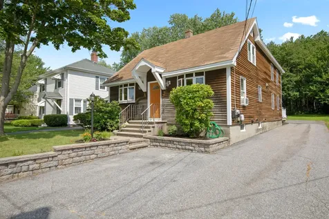 76 Bancroft Street Portland ME 04102