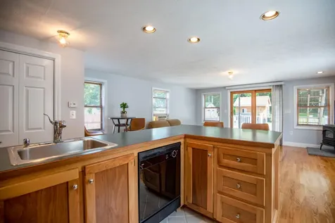 76 Bancroft Street Portland ME 04102