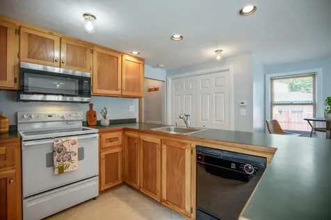 76 Bancroft Street Portland ME 04102