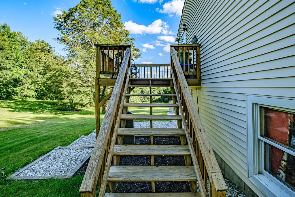 350 Dunn Road Norway ME 04268