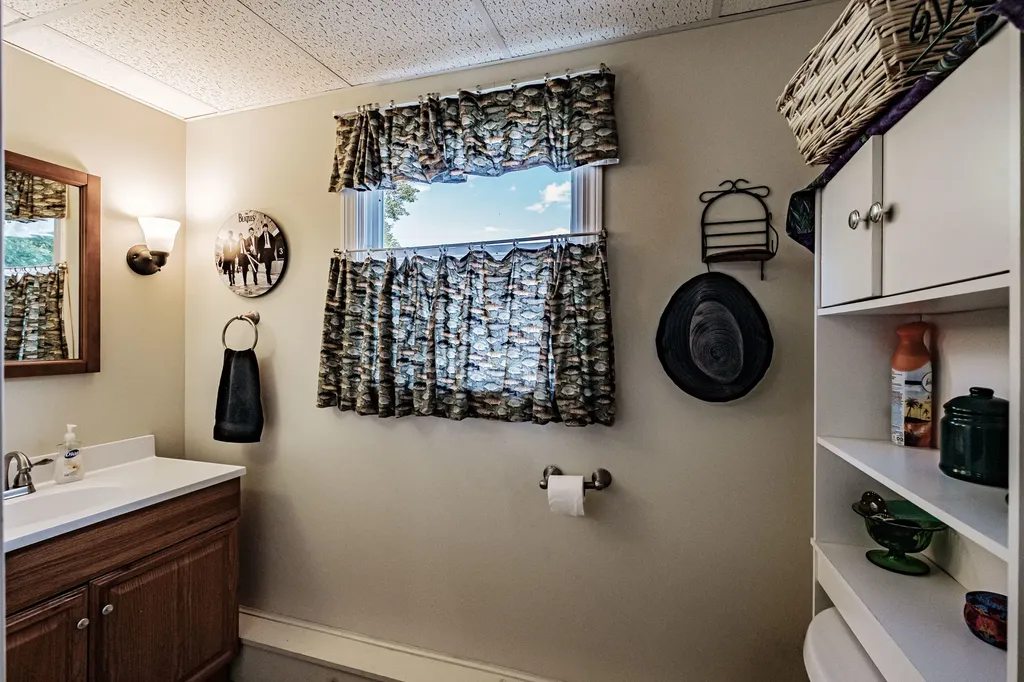 350 Dunn Road Norway ME 04268