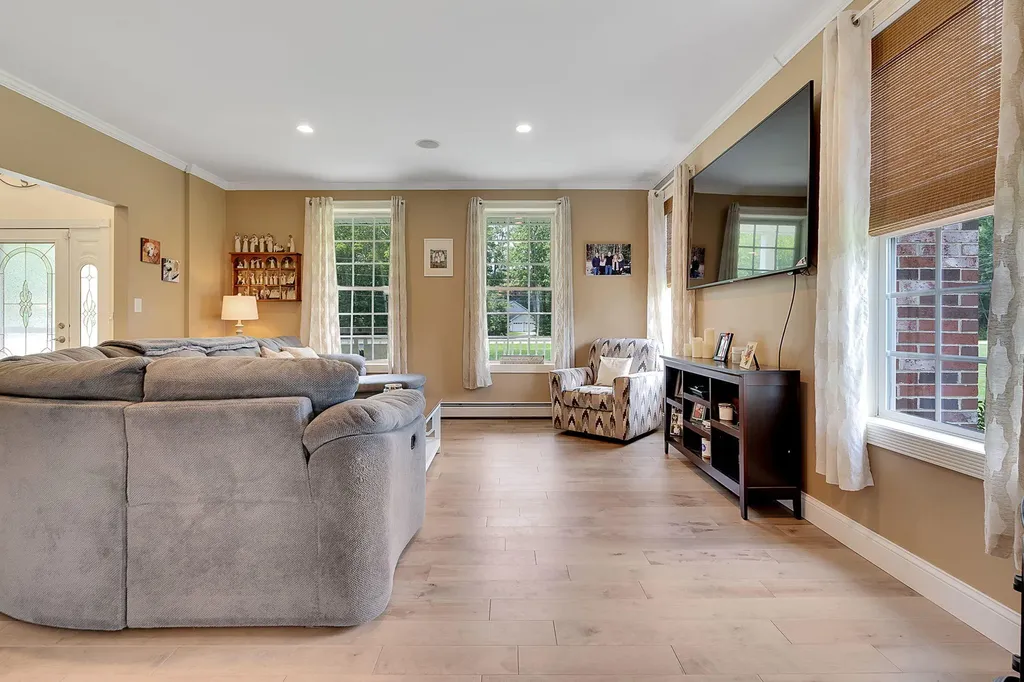 205 Jenkins Road Saco ME 04072