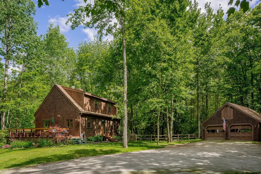 327 Buzzell Hill Road Hope ME 04847