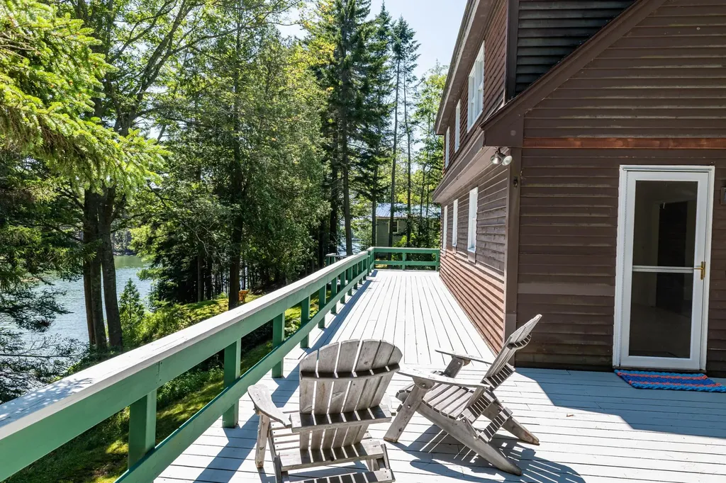 18 Upper Rich Cove Road Harpswell ME 04079