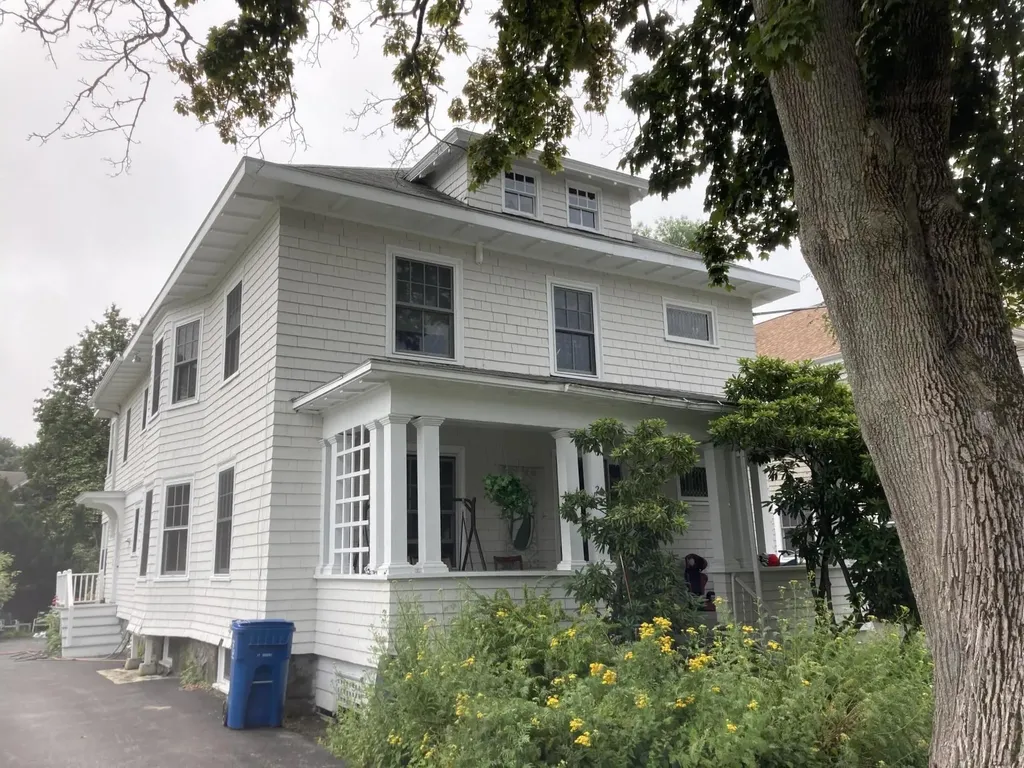 26 Noyes Street Portland ME 04103