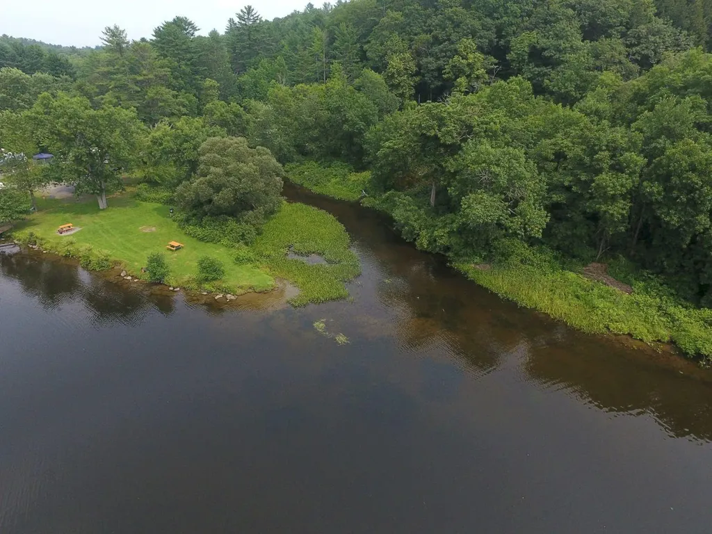 327 Canaan Road Skowhegan ME 04976