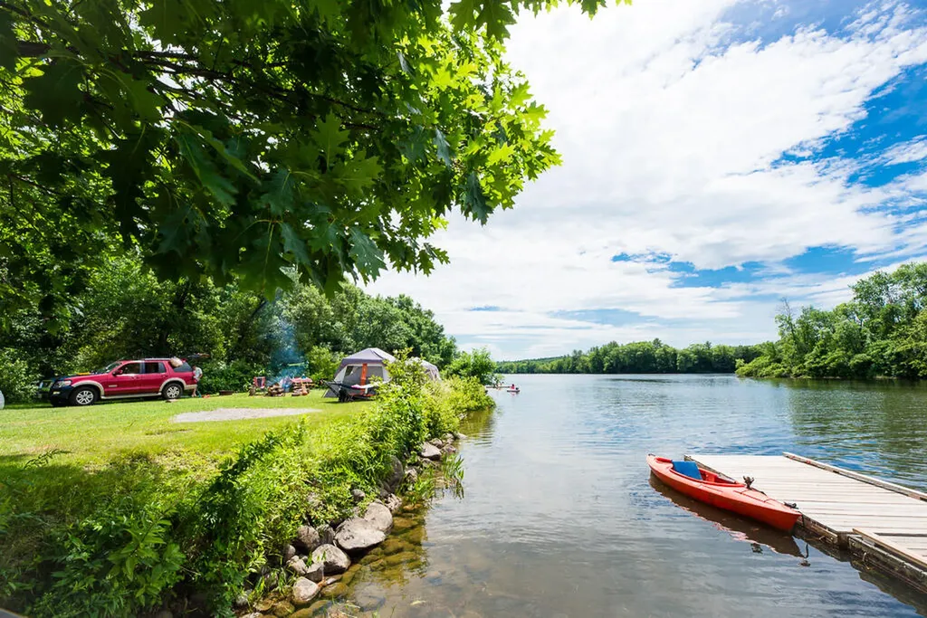 327 Canaan Road Skowhegan ME 04976
