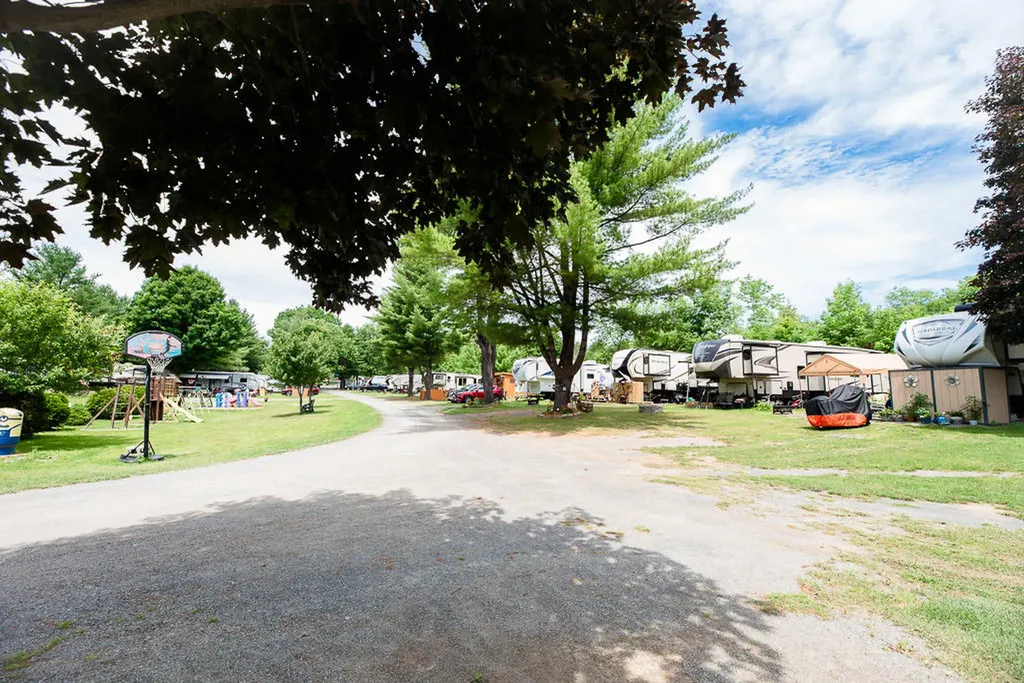 327 Canaan Road Skowhegan ME 04976
