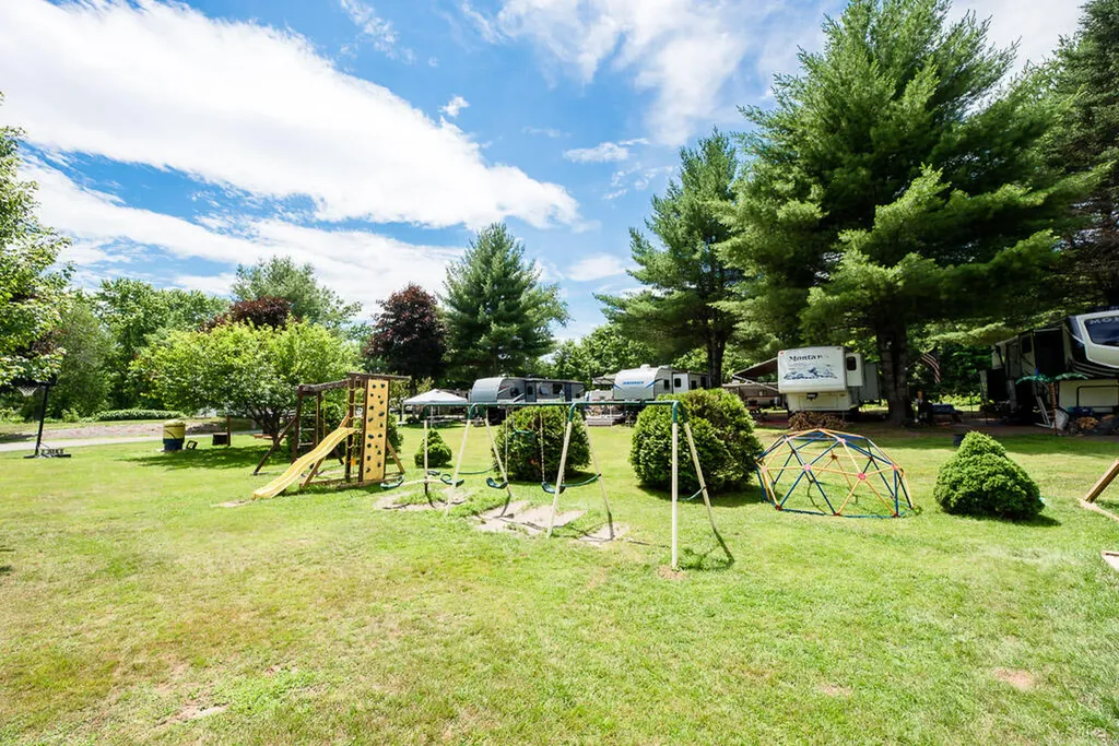 327 Canaan Road Skowhegan ME 04976