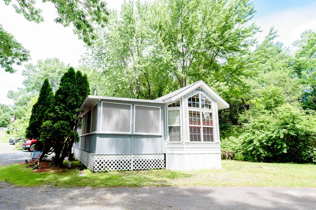 327 Canaan Road Skowhegan ME 04976