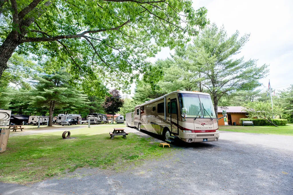 327 Canaan Road Skowhegan ME 04976