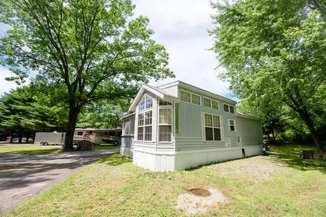327 Canaan Road Skowhegan ME 04976