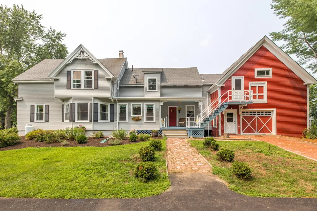 1048 Hotel Road Auburn ME 04210